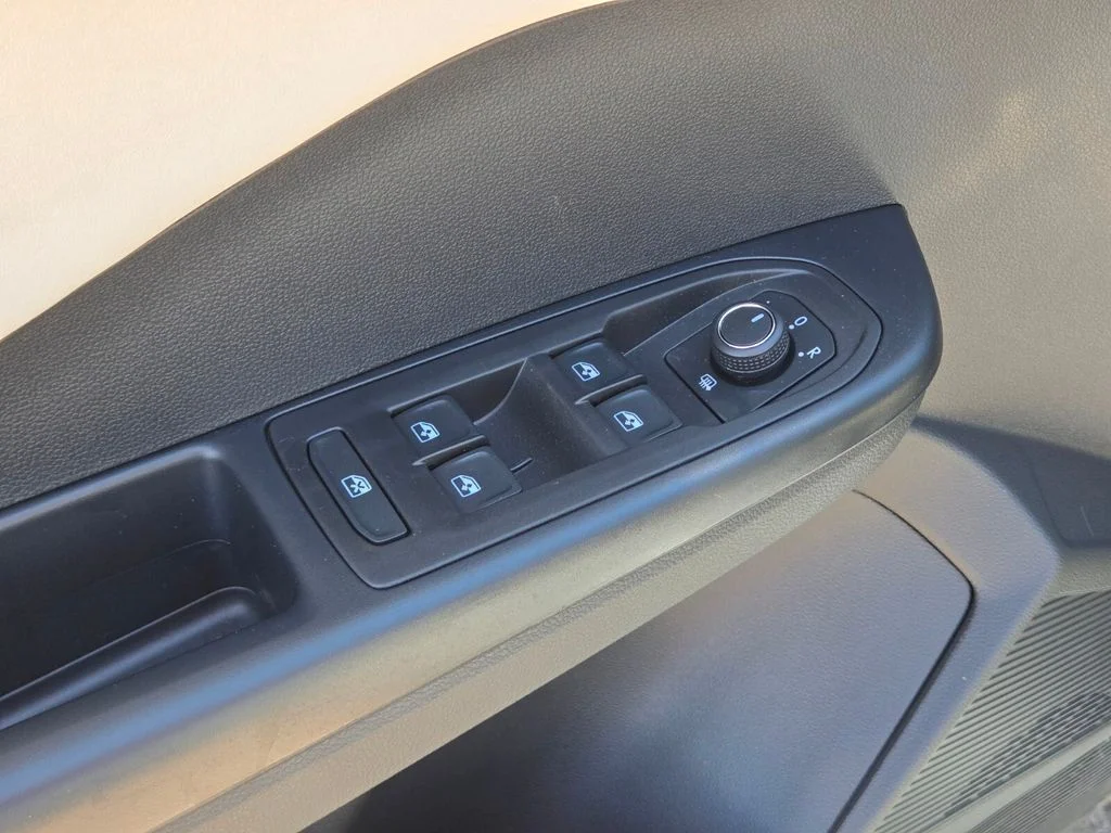 New 2026 Gray Volkswagen 1.5T SE image 10