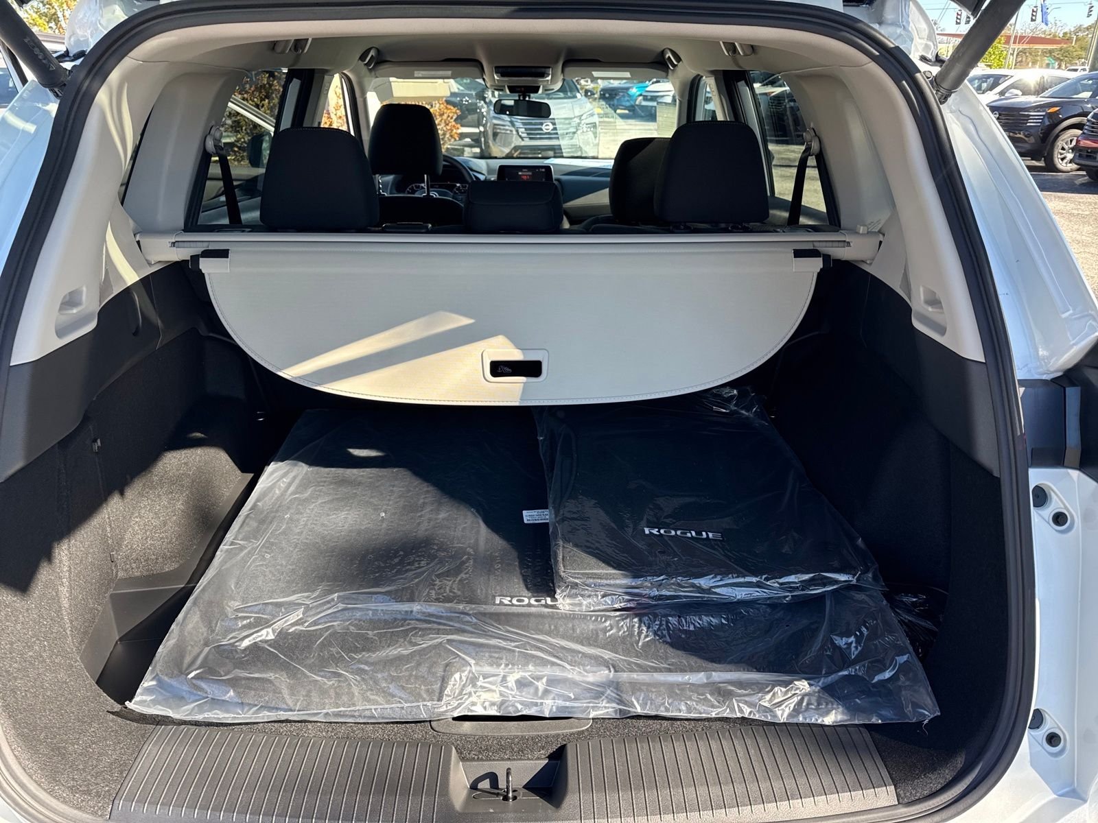 New 2026 Nissan Rogue SV 4D Sport Utility