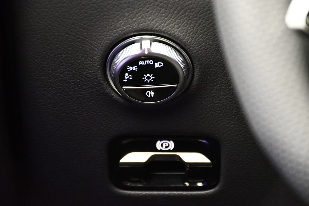 2025 Mercedes-Benz GLC AMG GLC43 - Photo 21