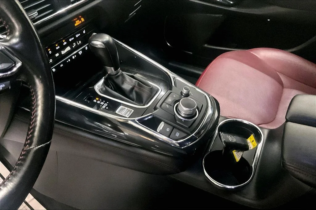Used 2023 Gray Mazda Carbon Edition image 17