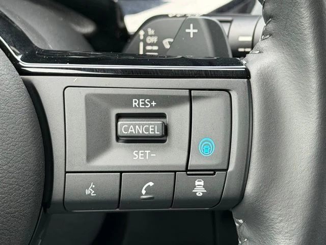 Certified Used 2024 Pearl White Nissan SL image 24