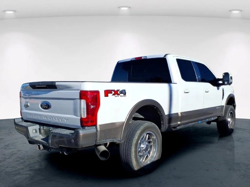 Used 2017 White Ford King Ranch image 14