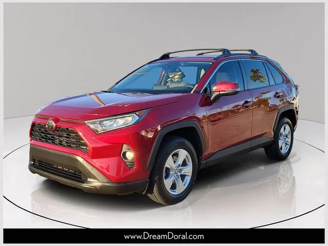 2020 Toyota RAV4 XLE