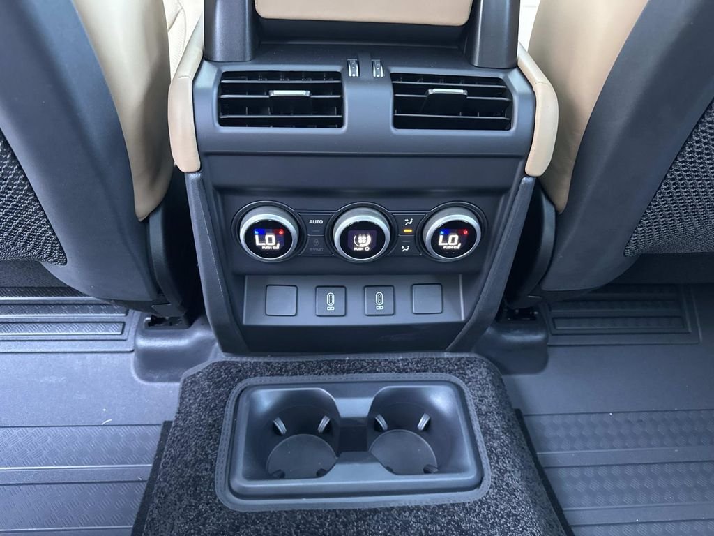 New 2026 Santorini Black Land Rover S image 17
