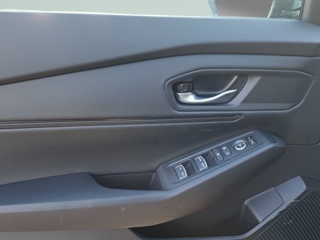 New 2026 Canyon River Blue Metallic Honda SE image 20