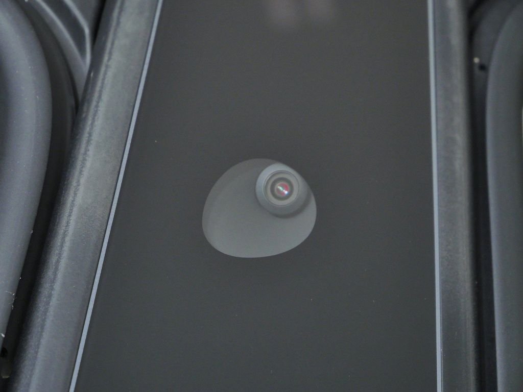 Used 2025  Tesla Long Range image 20