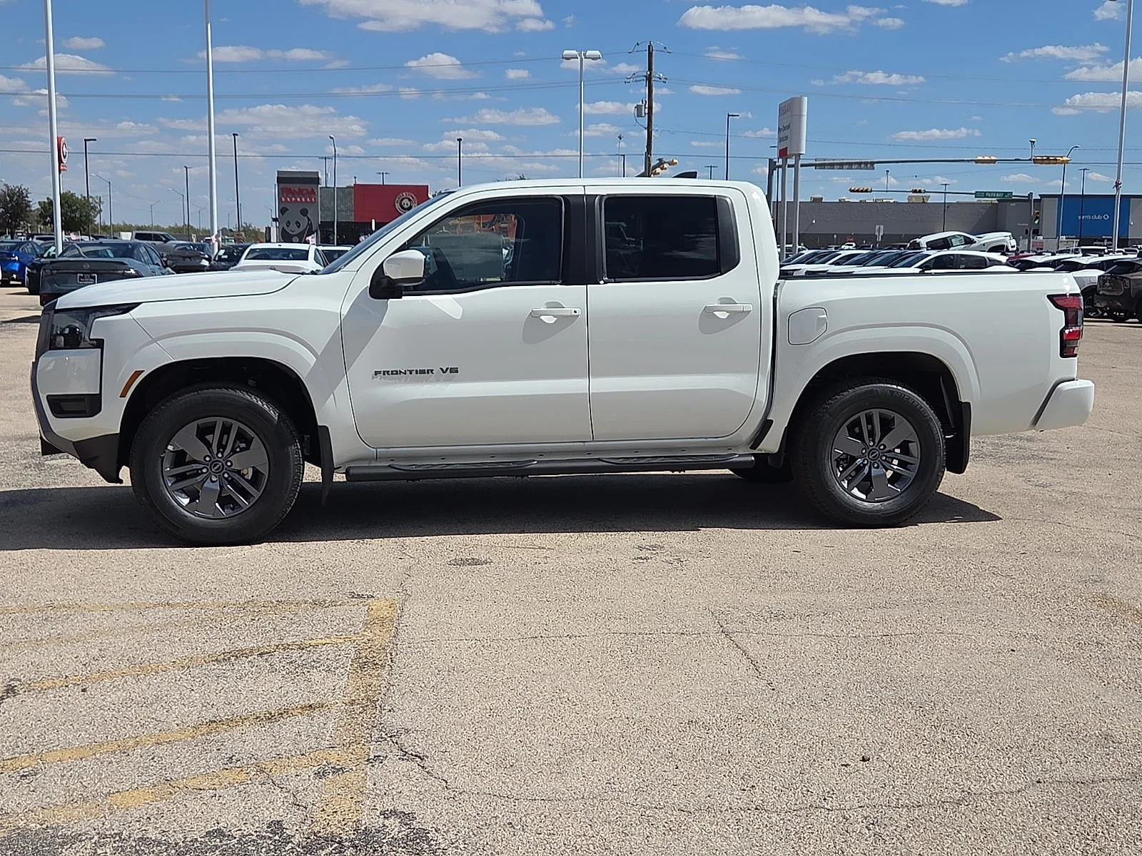 New 2027 QAK Glacier WH Nissan SV 4x2 Crew Cab 5 ft. box 126 in. WB image 2