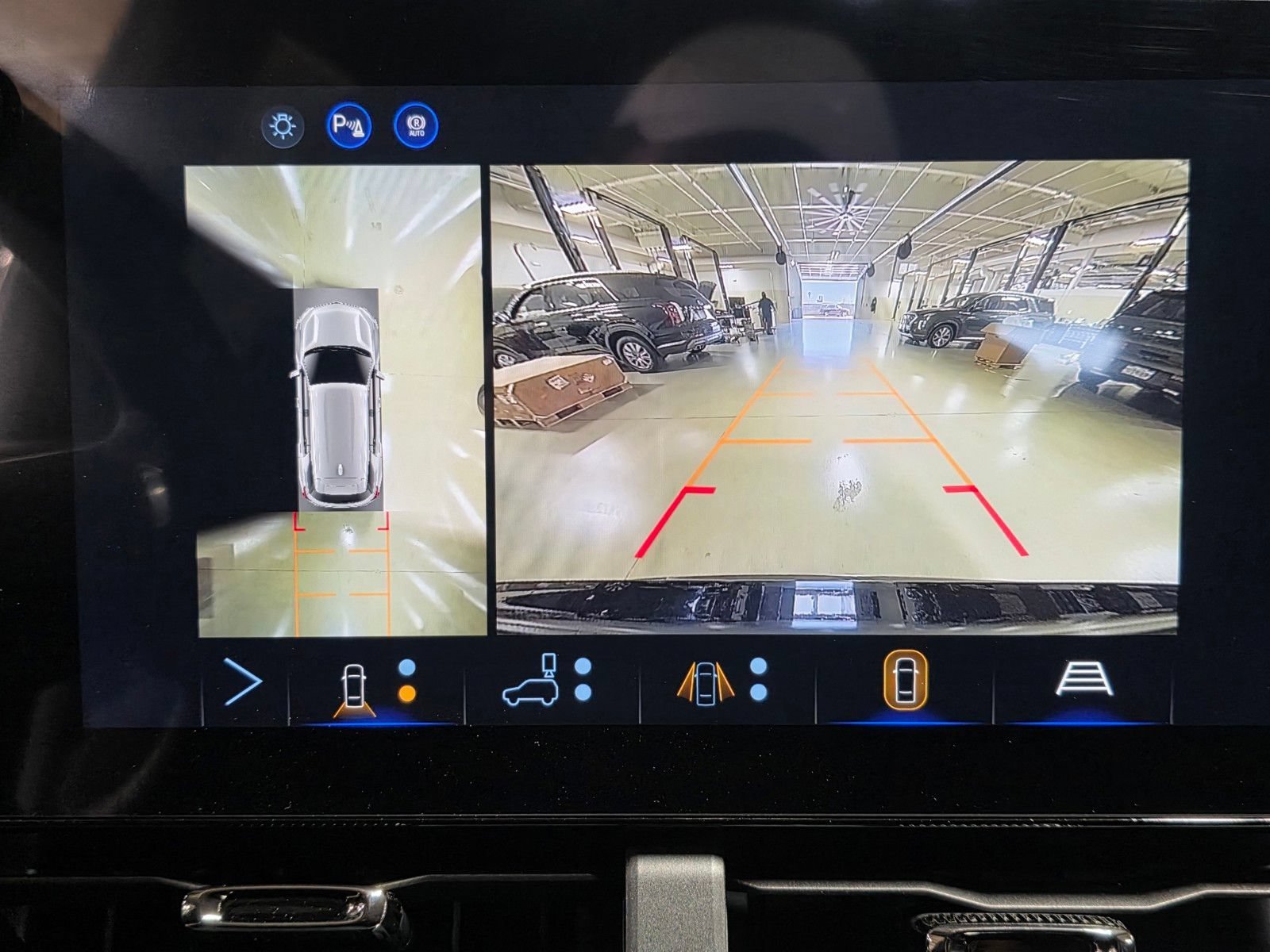 2027 Chevrolet Equinox RS - Photo 26