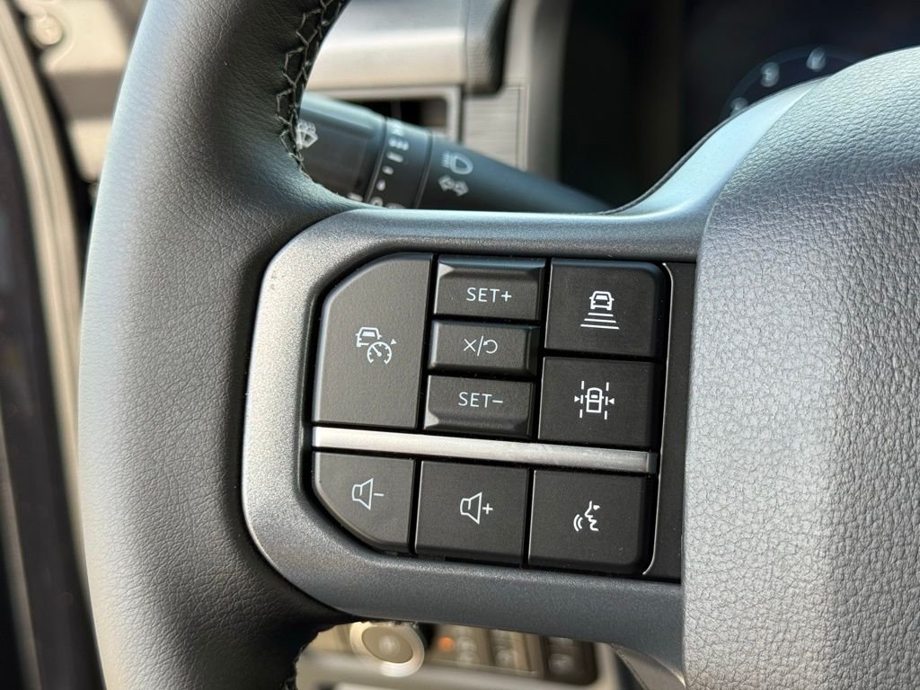 New 2026 Agate Black Metallic Ford XLT image 12