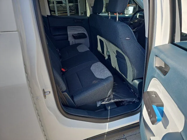 New 2026 Oxford White Ford XLT image 30