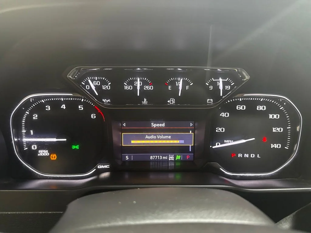 Used 2021 Satin Steel Metallic GMC AT4 image 24