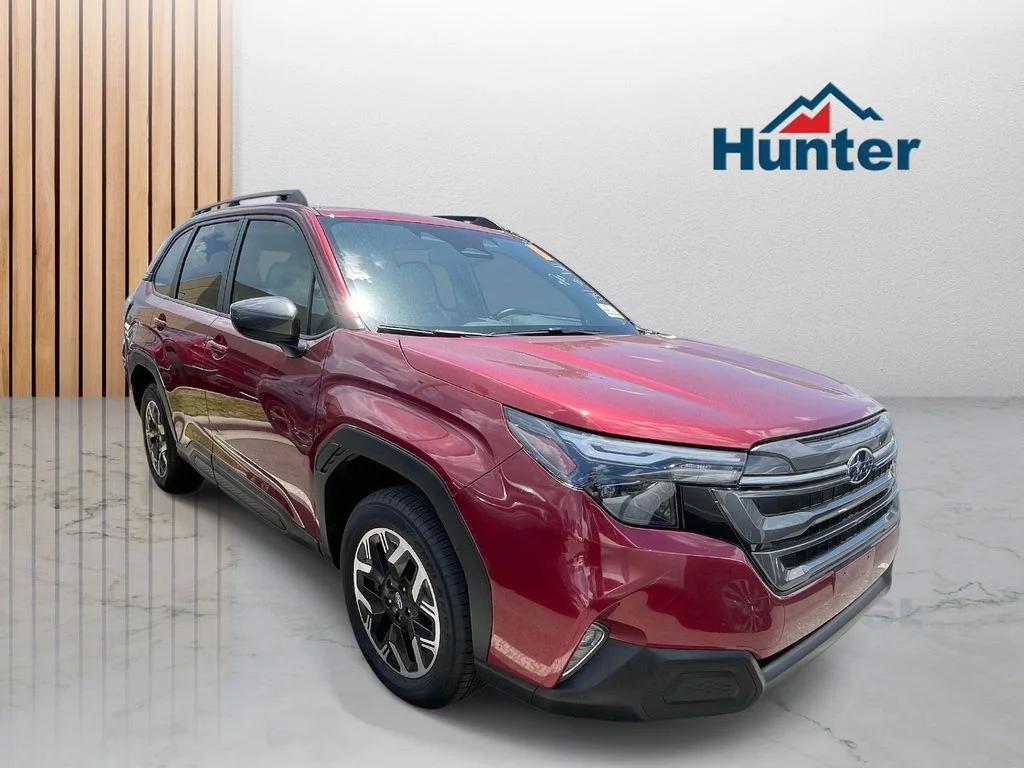 2025 Subaru Forester Premium's photo