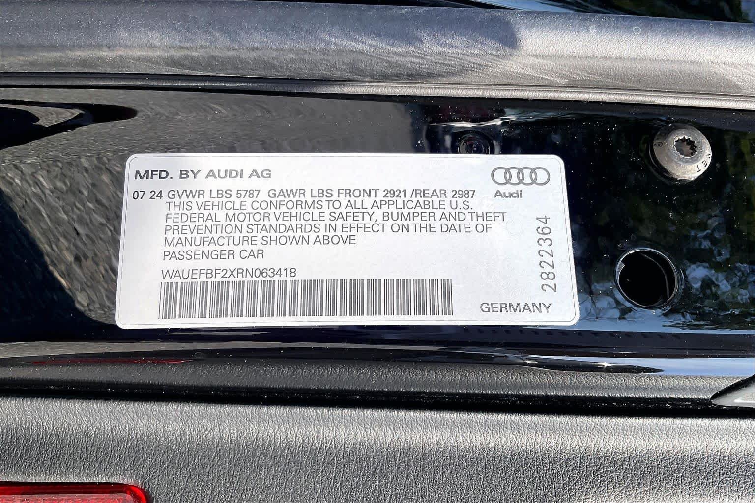 Used 2024 Brilliant Black Audi Premium Plus image 37