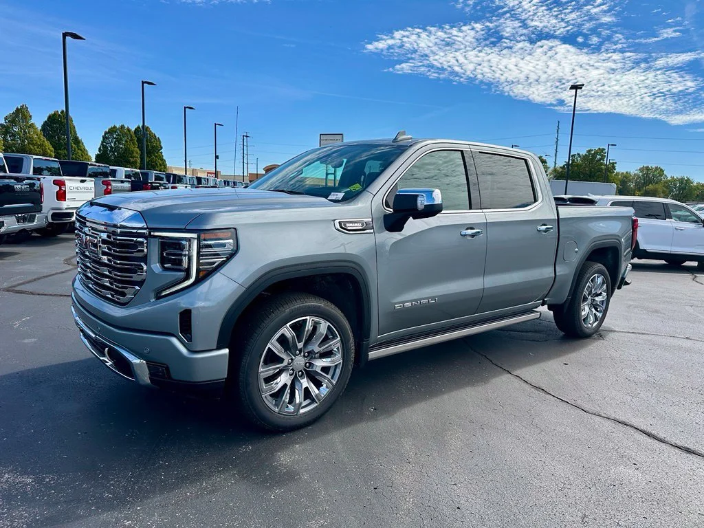 2026 GMC Sierra 1500 Denali - Photo 9