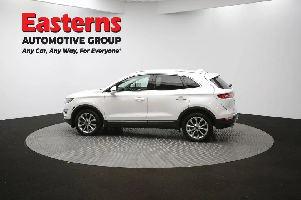 Used 2019 White Lincoln Select image 60