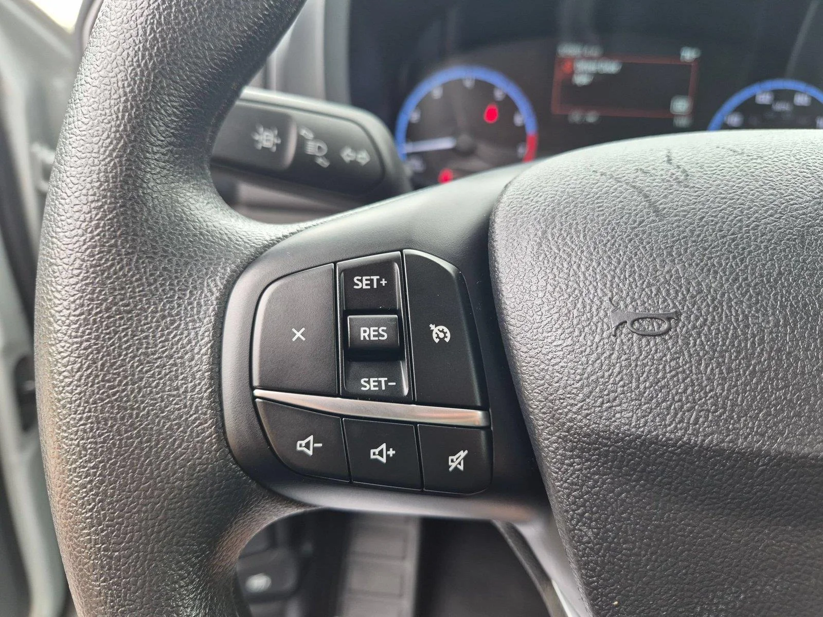 Used 2024 Cactus Gray FORD  image 17