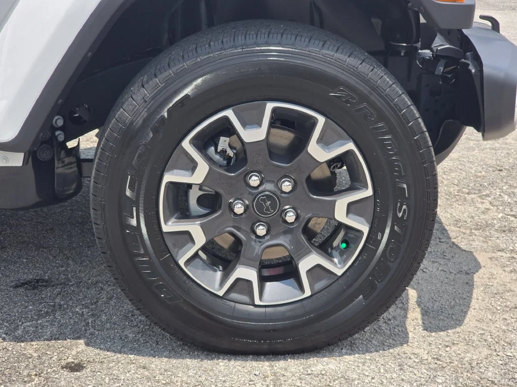 New 2026 White Jeep Sahara image 13