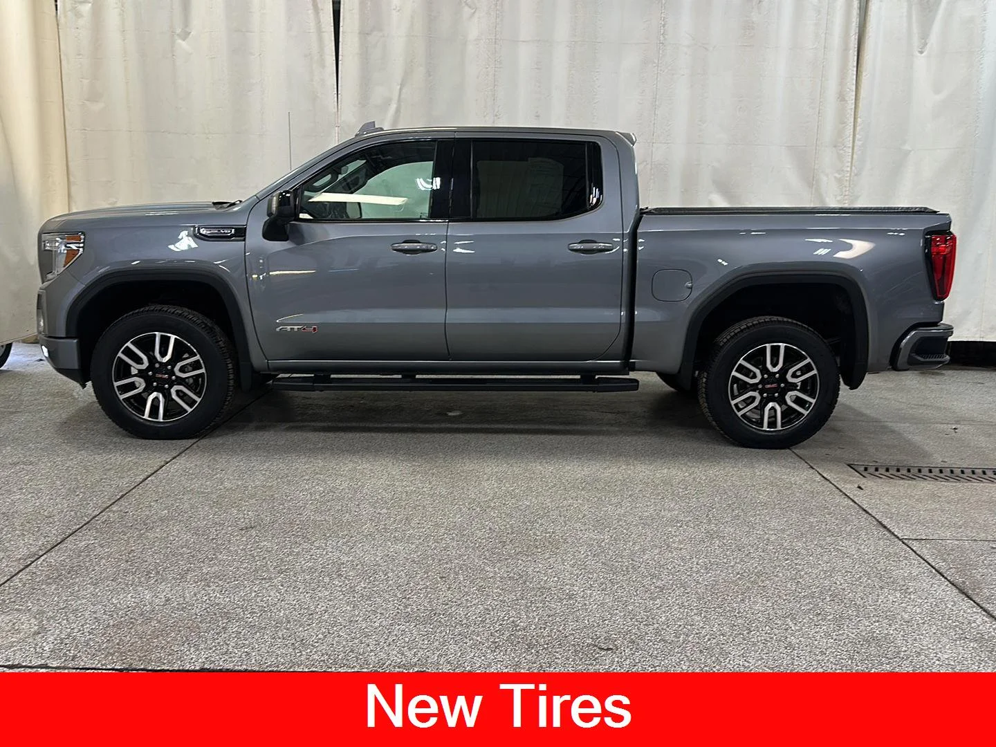 Used 2020 GMC Sierra 1500 AT4 with VIN 3GTP9EEL4LG384885 for sale in Waconia, Minnesota