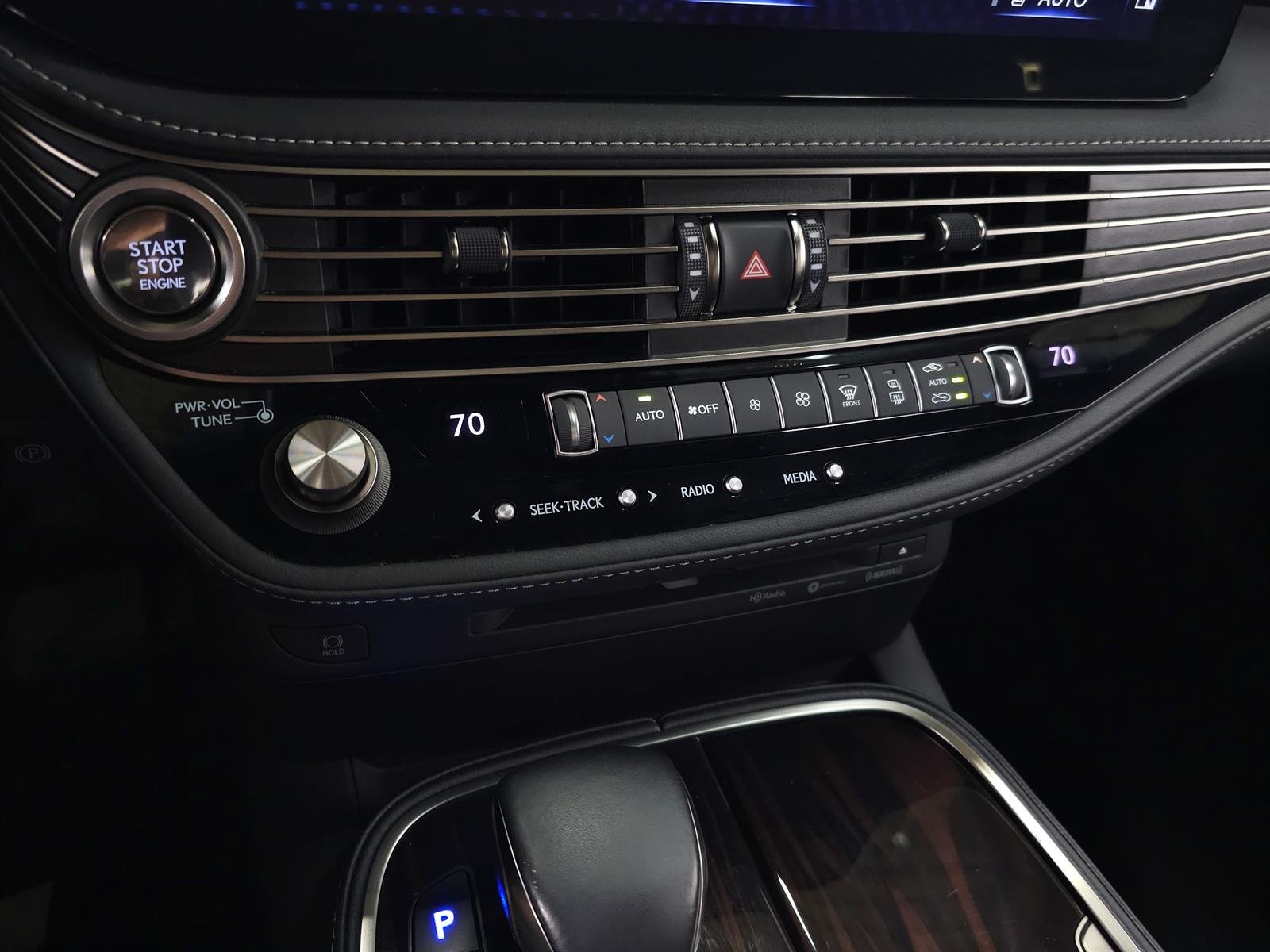 Certified Used 2022 Obsidian 212 Lexus  image 33