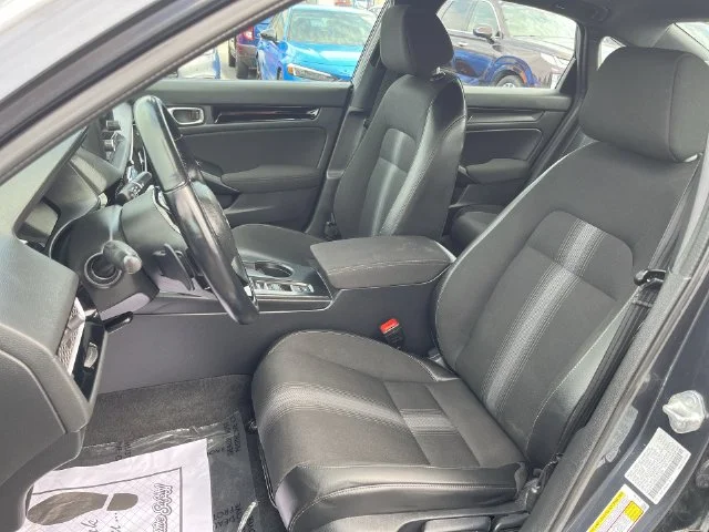 Used 2025  Honda Sport image 22