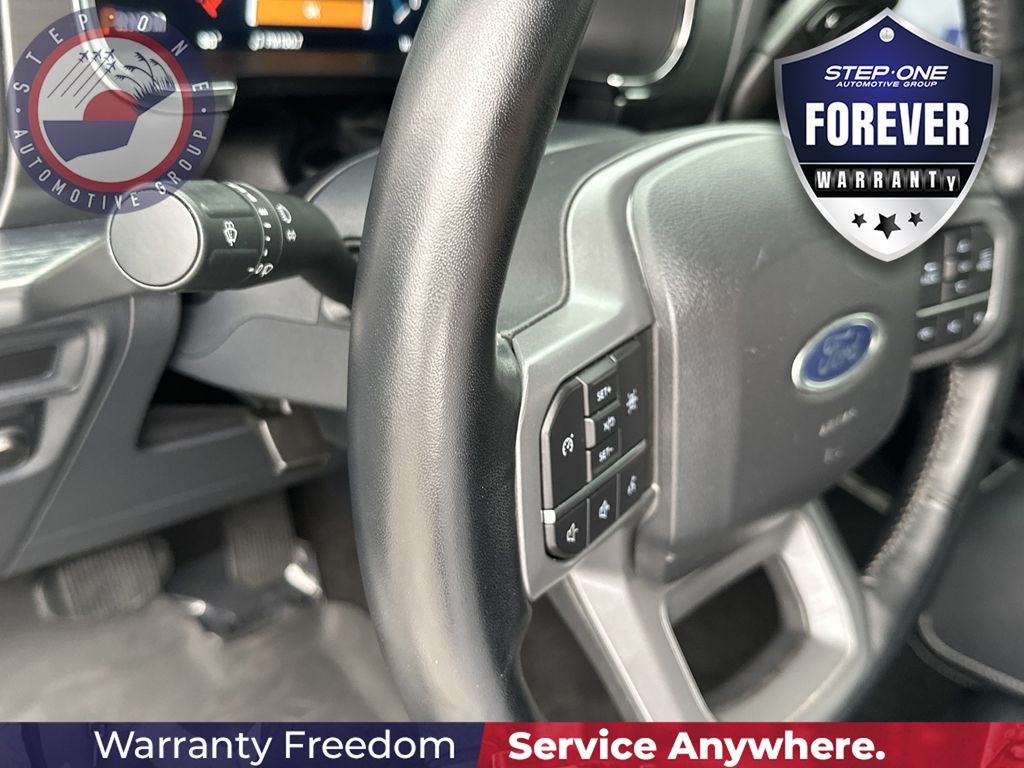 Used 2022 White Ford Lariat image 20