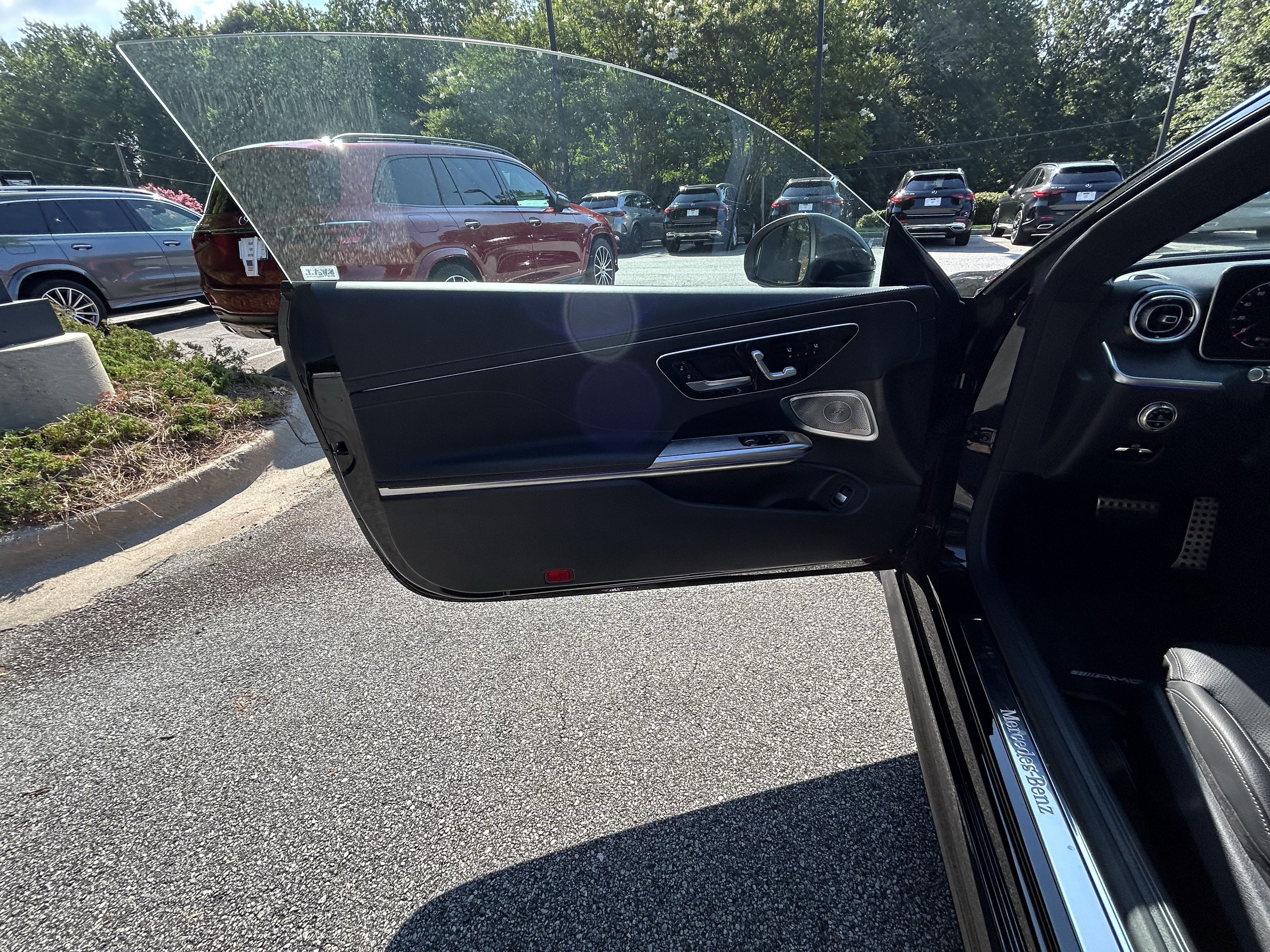 Certified Used 2025 Obsidian Black Metallic Mercedes-Benz CLE 300 4MATIC® Coupe image 16
