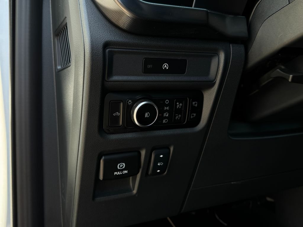 2025 Ford F-150 Lariat - Photo 28