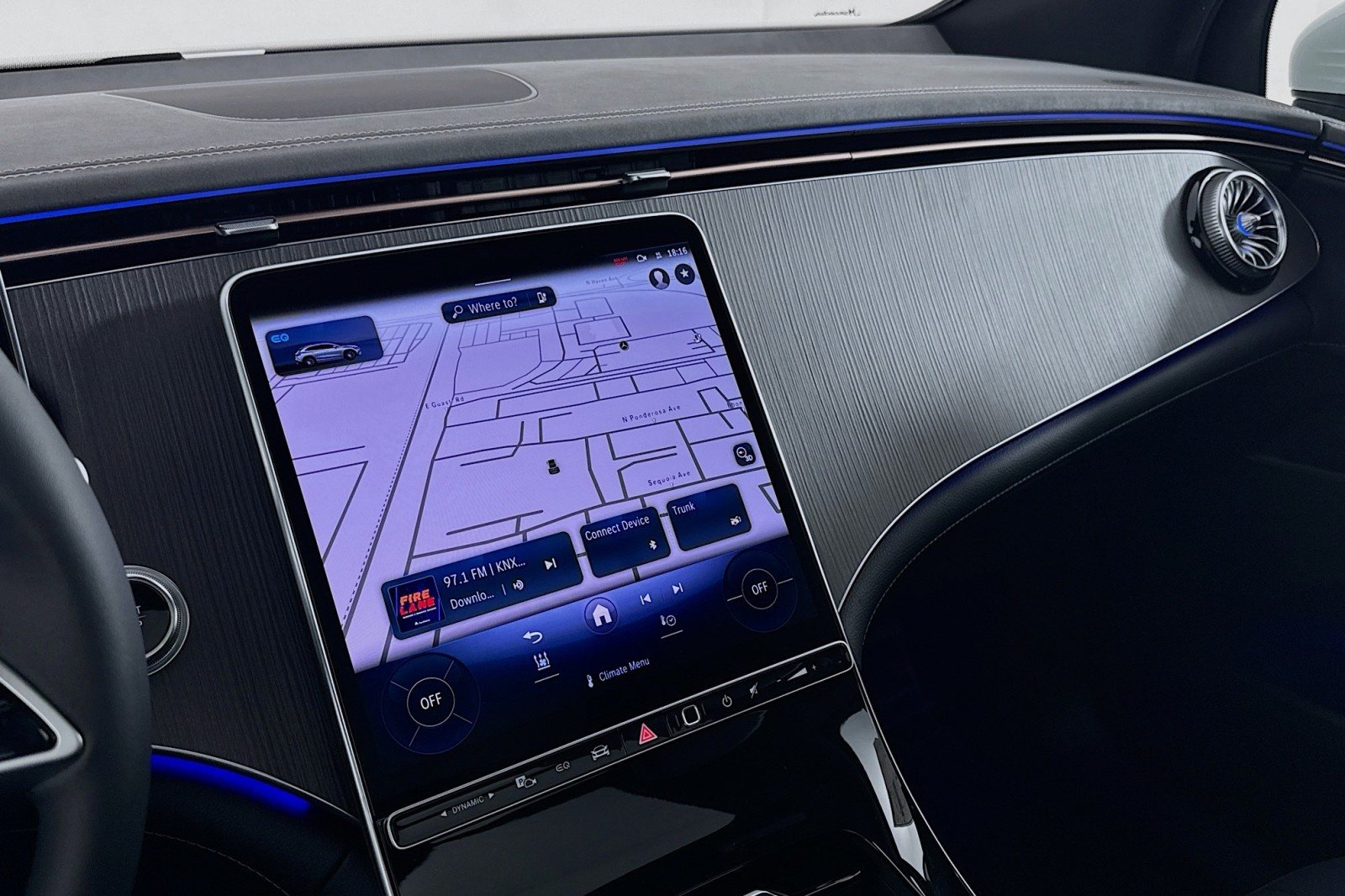 New 2026 Polar White Mercedes-Benz EQE 320 4MATIC® SUV image 18