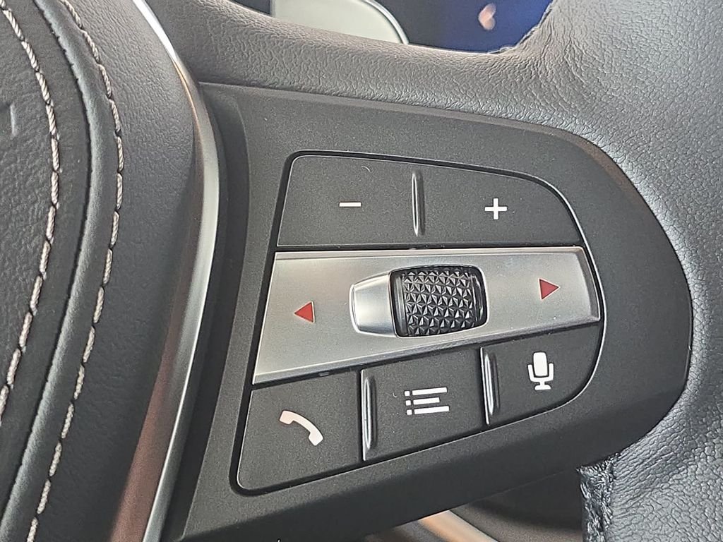 2026 BMW X5 50e - Photo 11