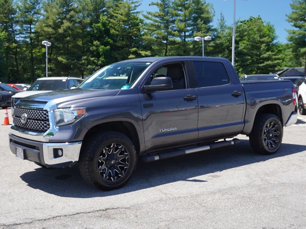 Used 2020 Gray Toyota SR5 image 5