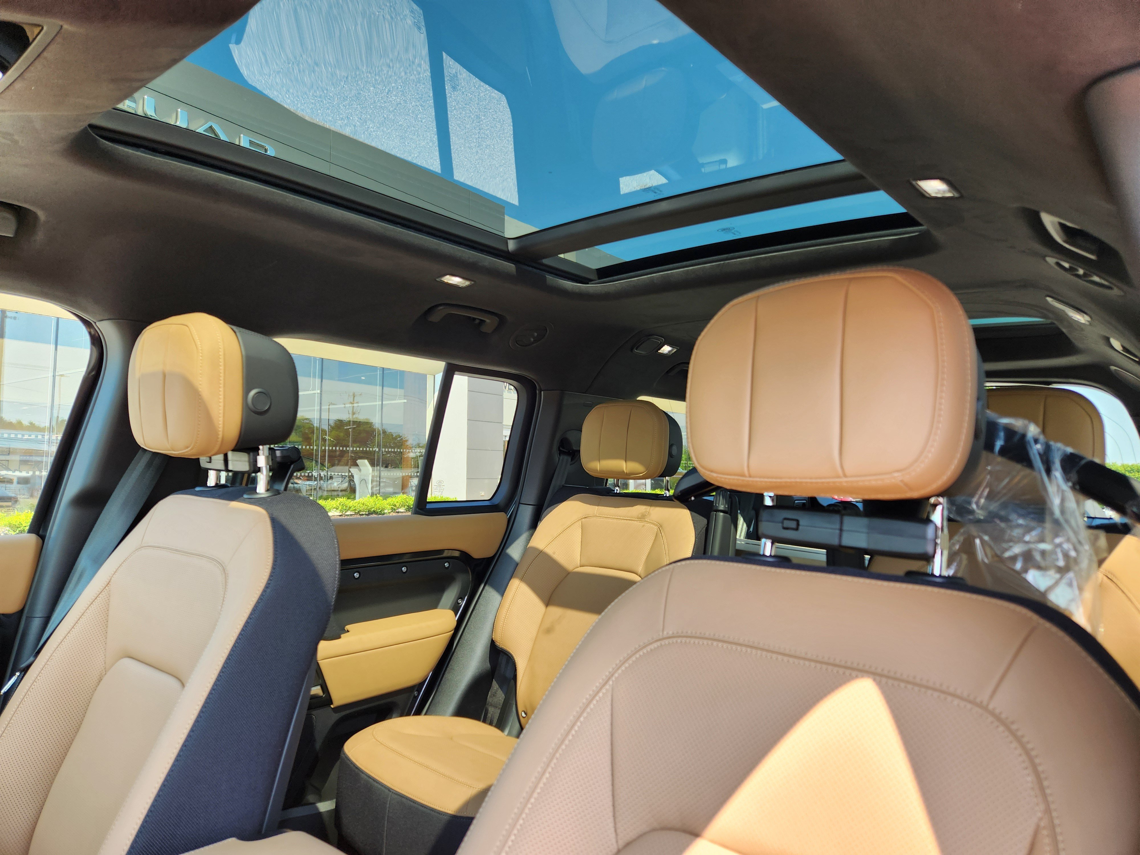 New 2026 Carpathian Grey LAND ROVER V8 image 10