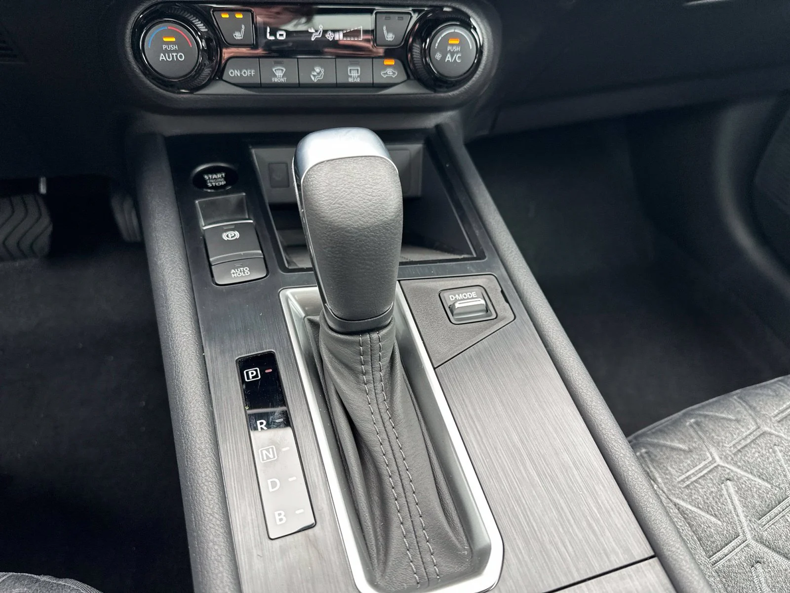 New 2027 Gun Metallic Nissan SV image 51