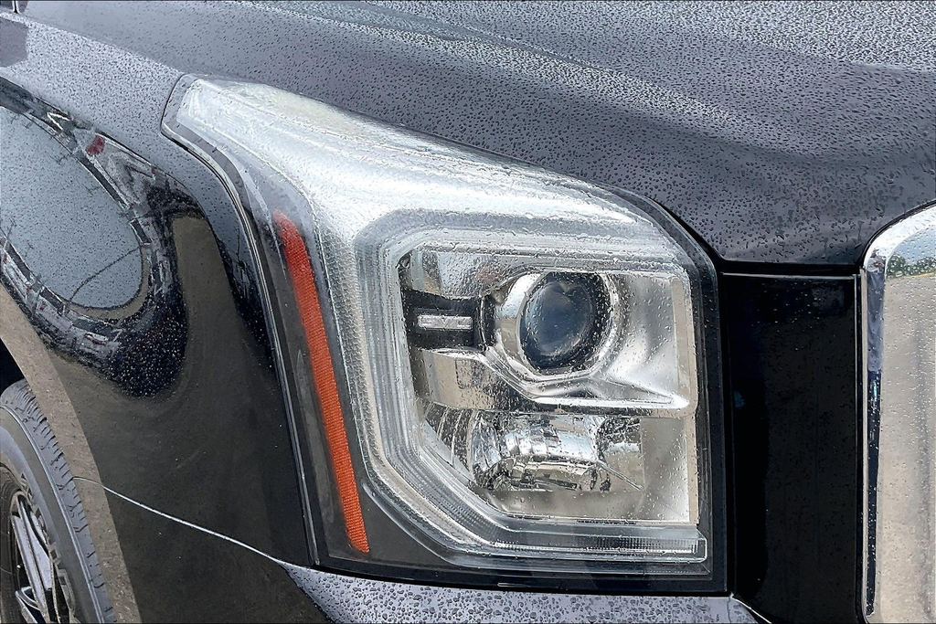 Used 2017 Onyx Black GMC SLT image 32