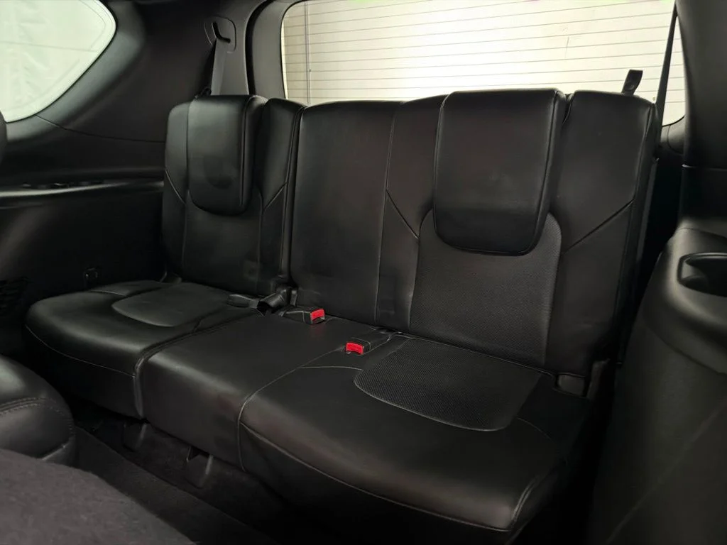 Used 2022 Gray Nissan SL image 30