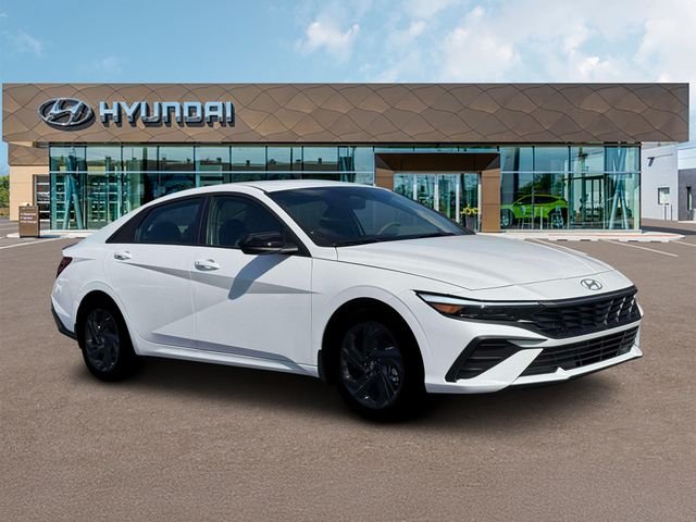 New 2026 White Hyundai SEL Sport Plus image 10
