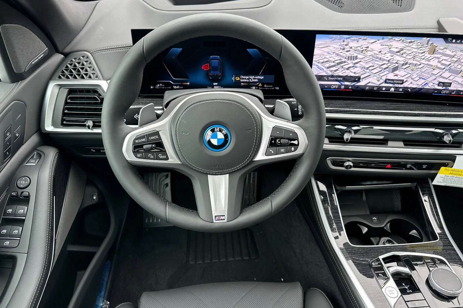 New 2026 Carbon Black Metallic BMW xDrive50e image 13