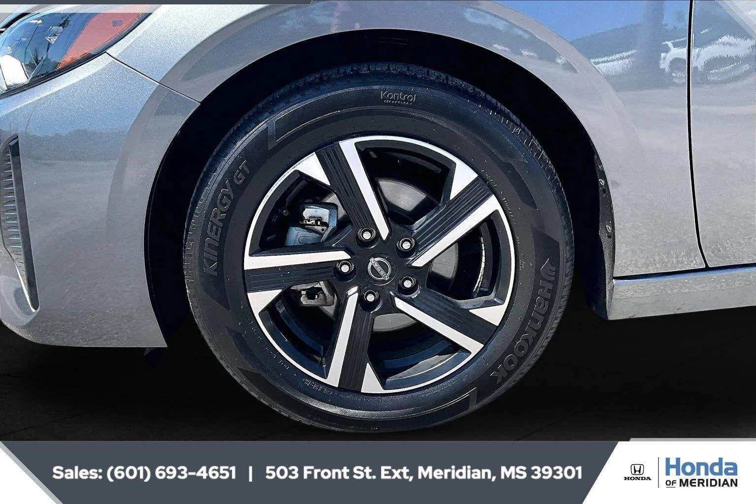 Used 2025 Gun Metallic Nissan SV image 7