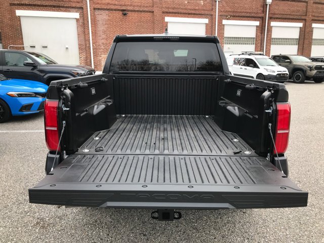 2026 Toyota Tacoma SR5 - Photo 21