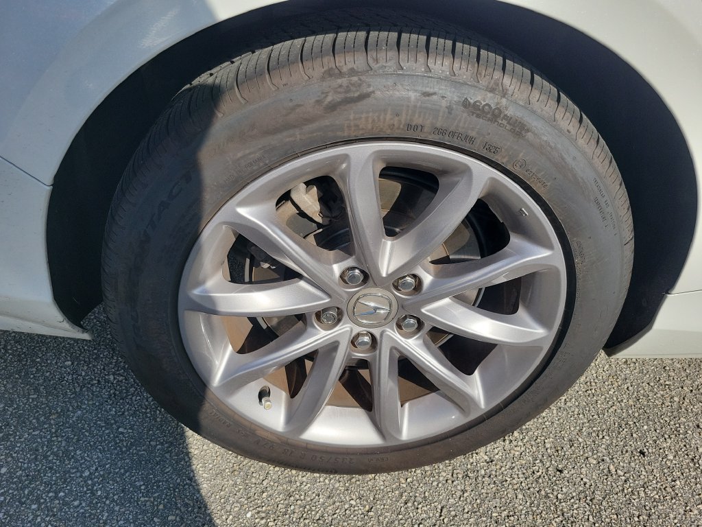 Used 2021 White Acura Base image 10