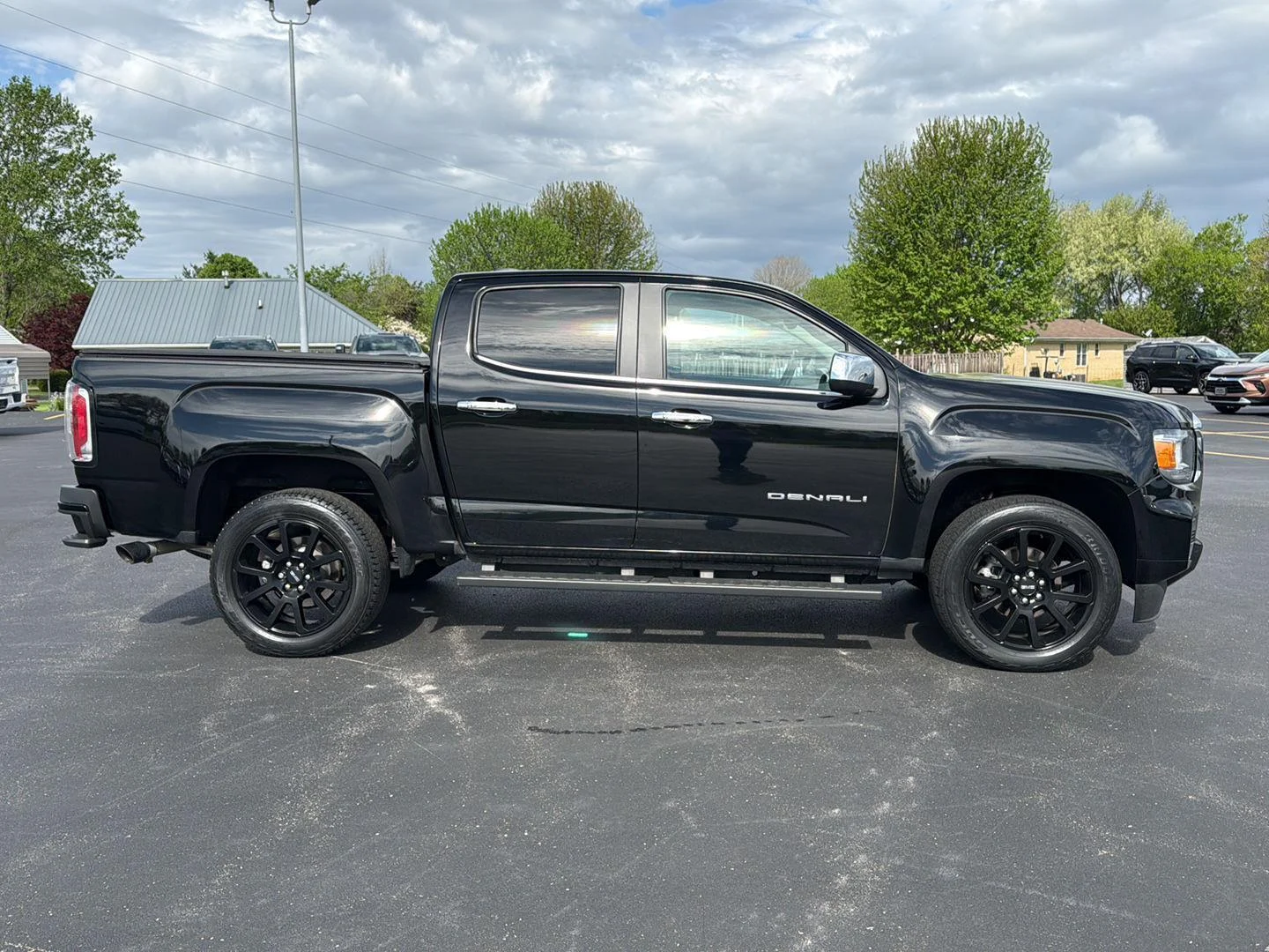 Used 2022 Onyx Black GMC 4WD Denali image 8