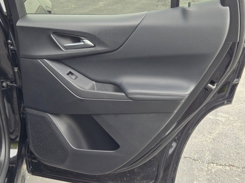 2025 Chevrolet Equinox LT - Photo 9