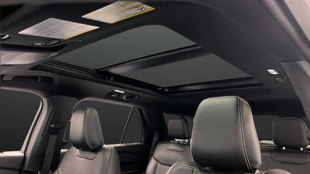 Used 2022 Agate Black Metallic Ford ST image 12