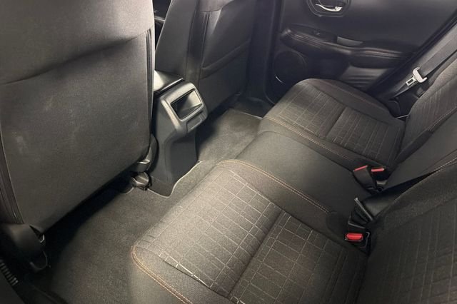 Certified Used 2025 Platinum White Pearl Honda Sport image 17
