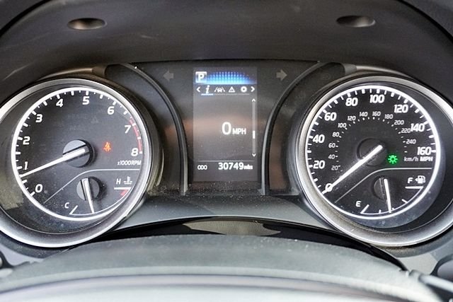 Used 2023  Toyota SE image 28