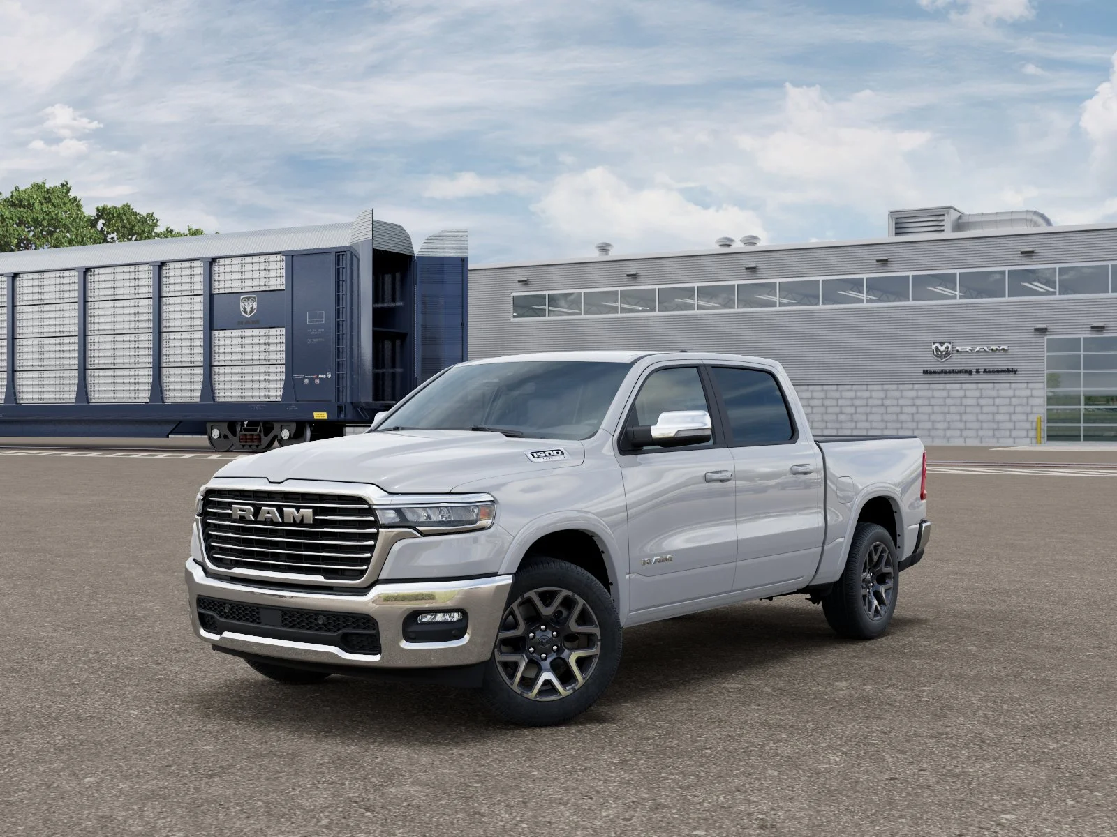 New 2026 Bright White Clear-Coat Exterior Paint RAM Laramie image 27