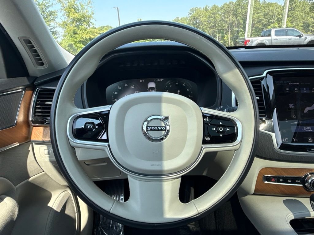 Used 2021 White Volvo T5 Momentum image 12