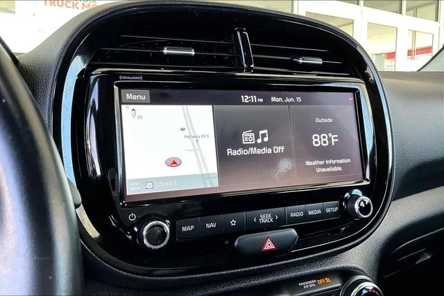 Used 2021 Black Kia EX image 22