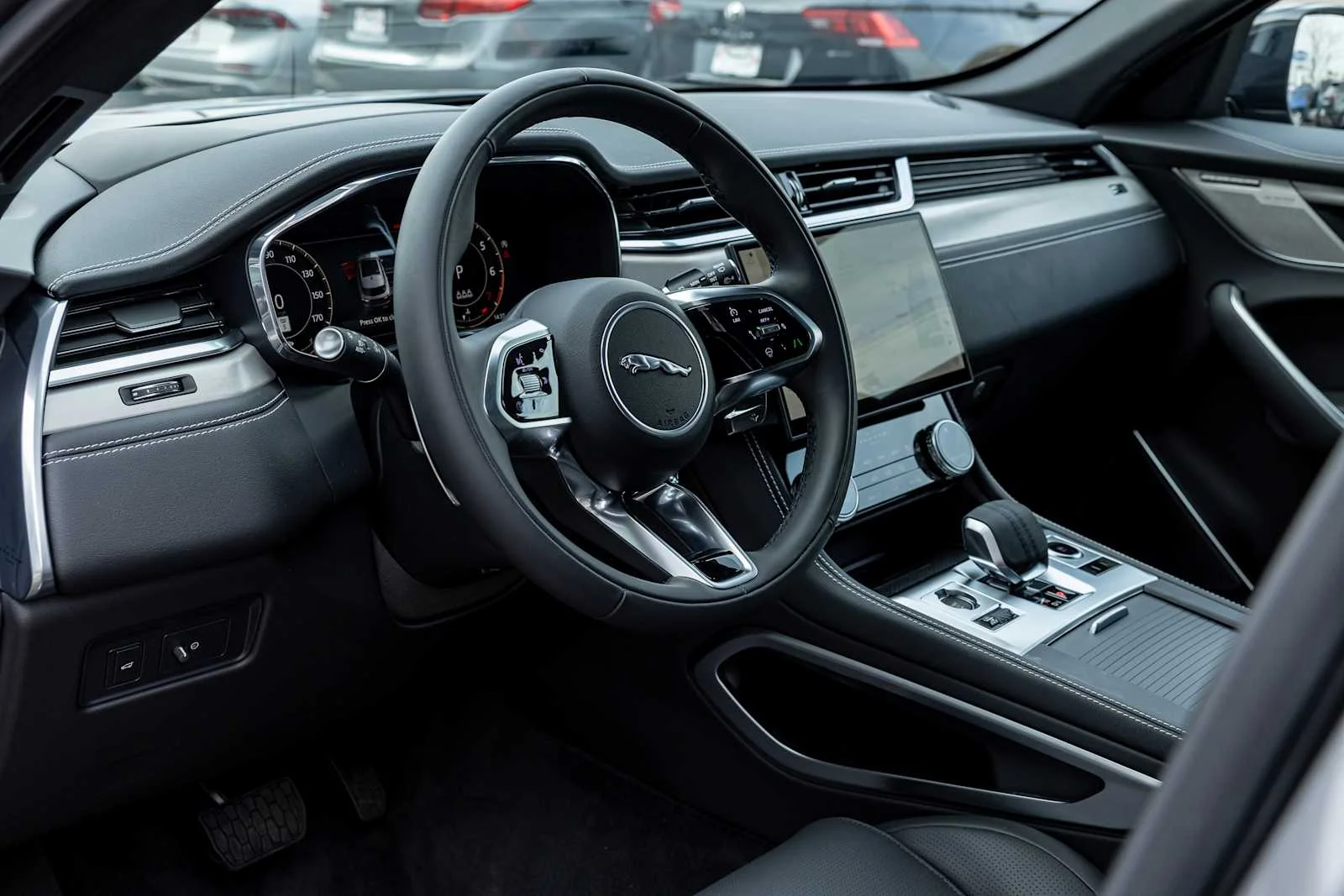 2026 Jaguar F-Pace R-Dynamic S - Photo 14