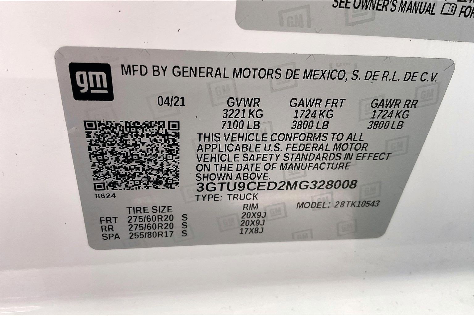 Used 2021 Summit White GMC Elevation image 34