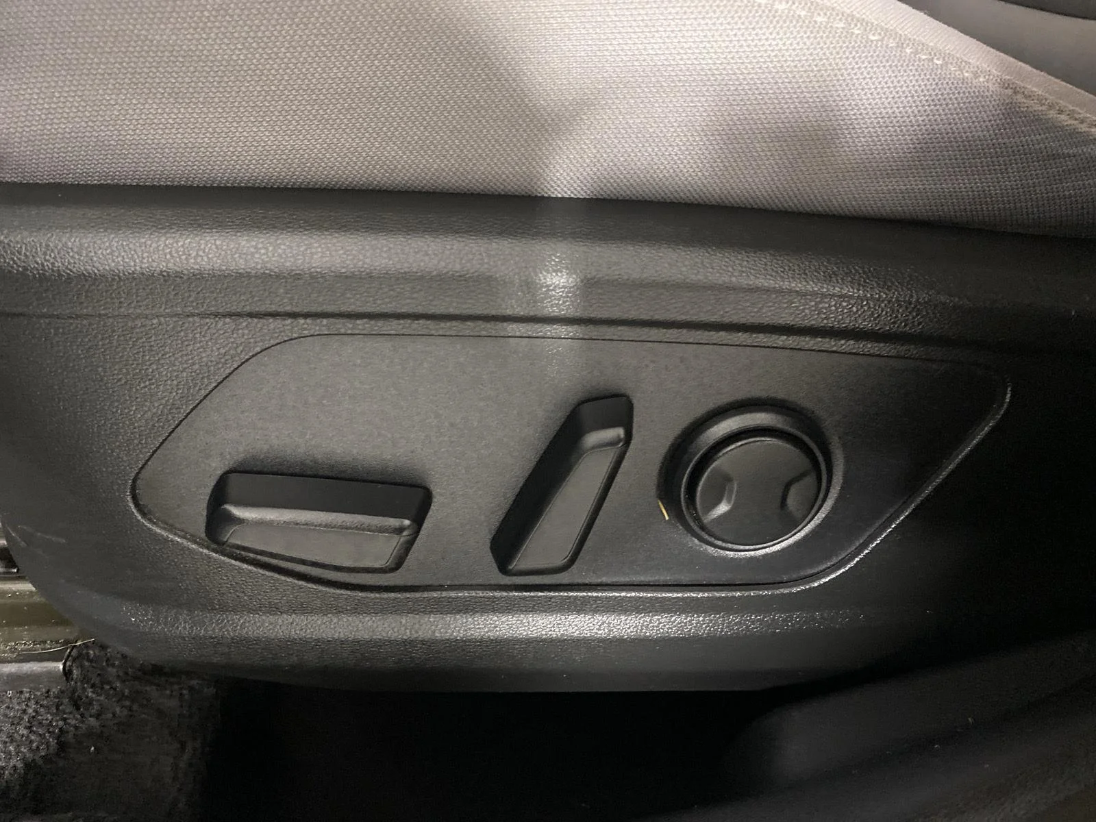 Used 2023 Blue Stone Hyundai SEL image 14